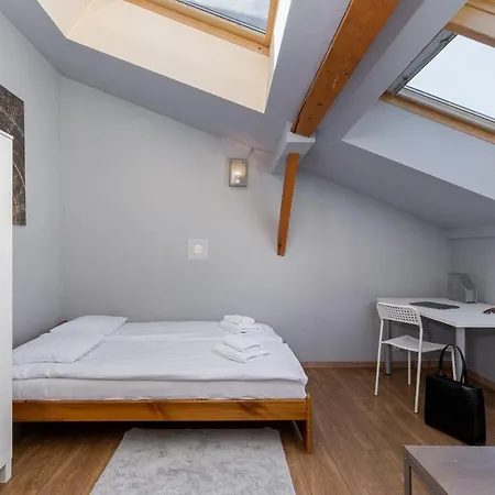 Flat With Cosy Attic - Castle Round The Corner - By Upstairs Apartment Krakow Exterior photo
