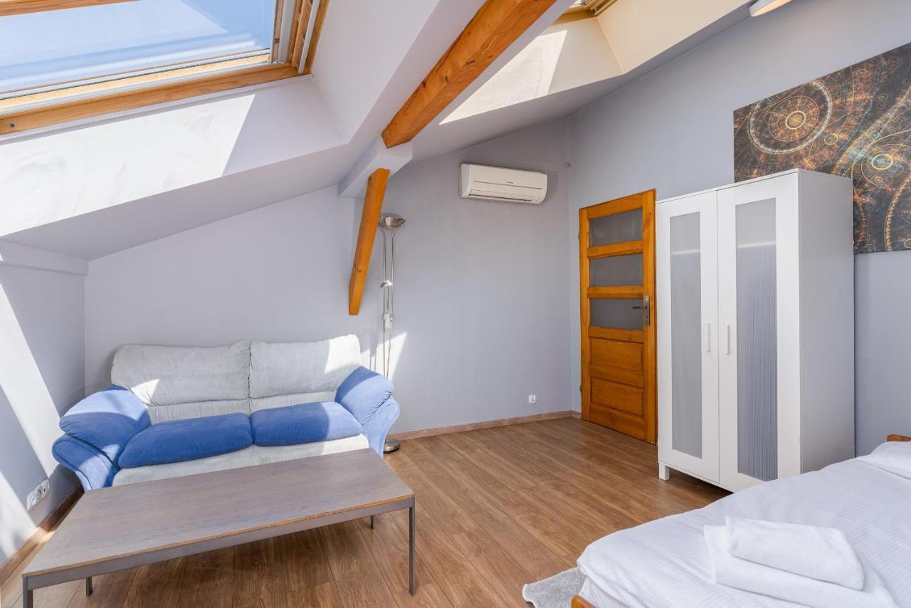 Apartment Flat With Cosy Attic - Castle Round The Corner - By Upstairs Krakow