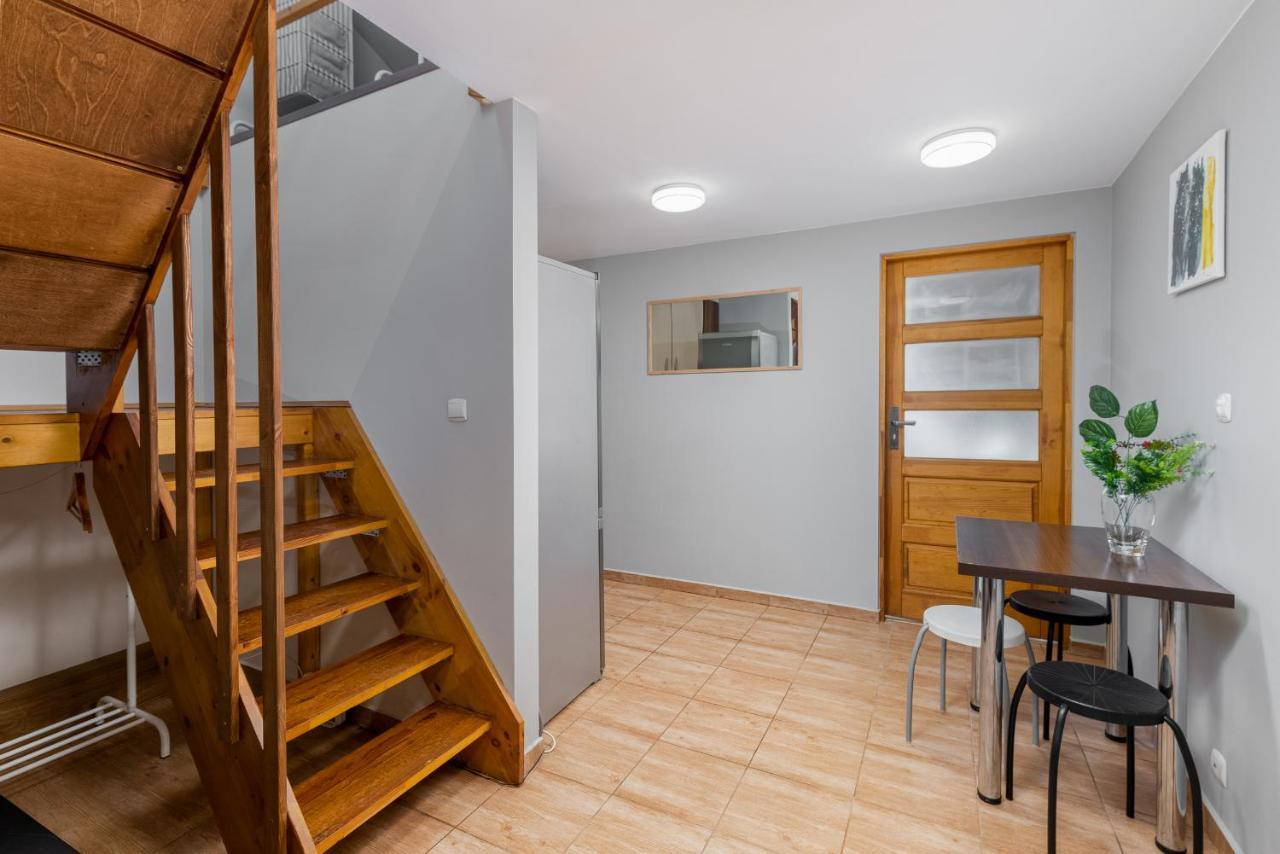 Apartment Flat With Cosy Attic - Castle Round The Corner - By Upstairs *
